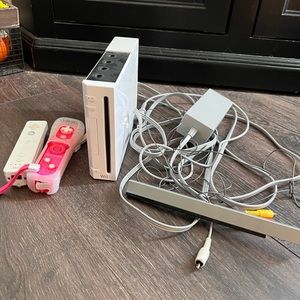 Wii setup with 2 remotes